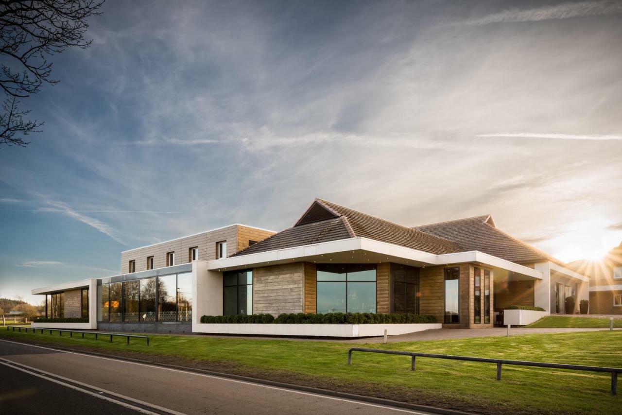 Radstone Hotel Larkhall  Exterior foto